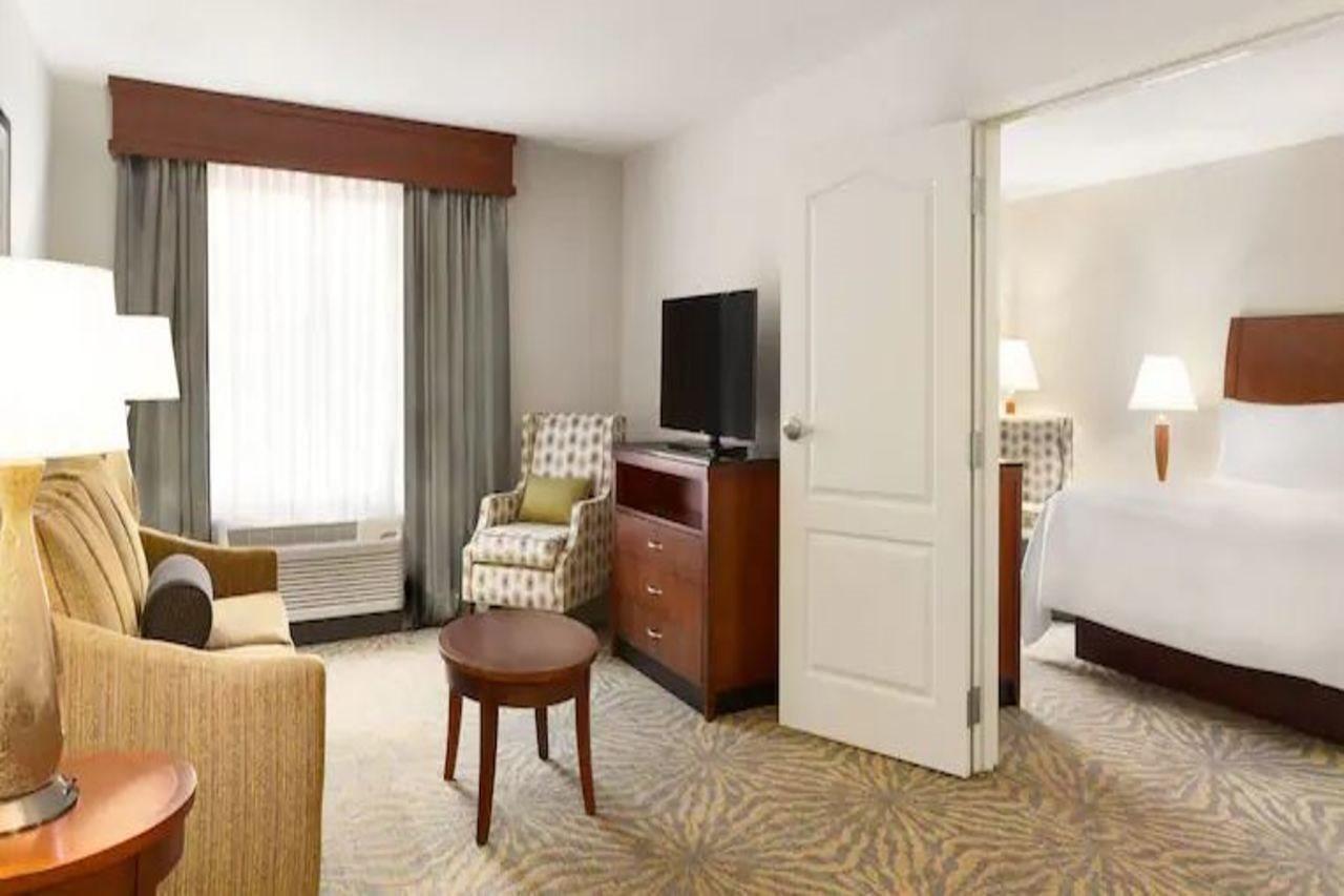 Hilton Garden Inn Shelton Exterior foto